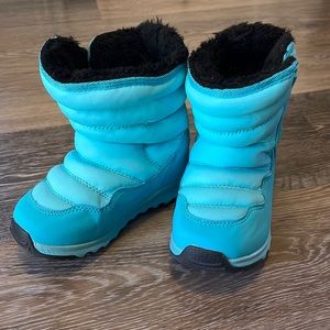 CH20 kids snow boots size 10